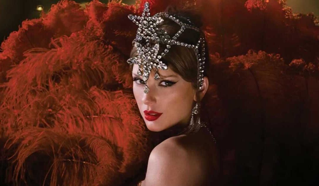 Playlist #40/2025: Músicas novas de Taylor Swift, Diogo Piçarra & Satiro, Carolina de Deus e mais…