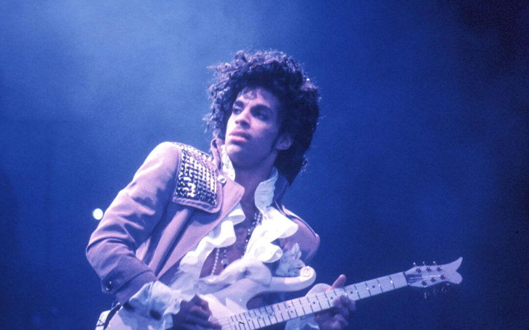 Uma década depois da morte de Prince, surge mais um tema inédito