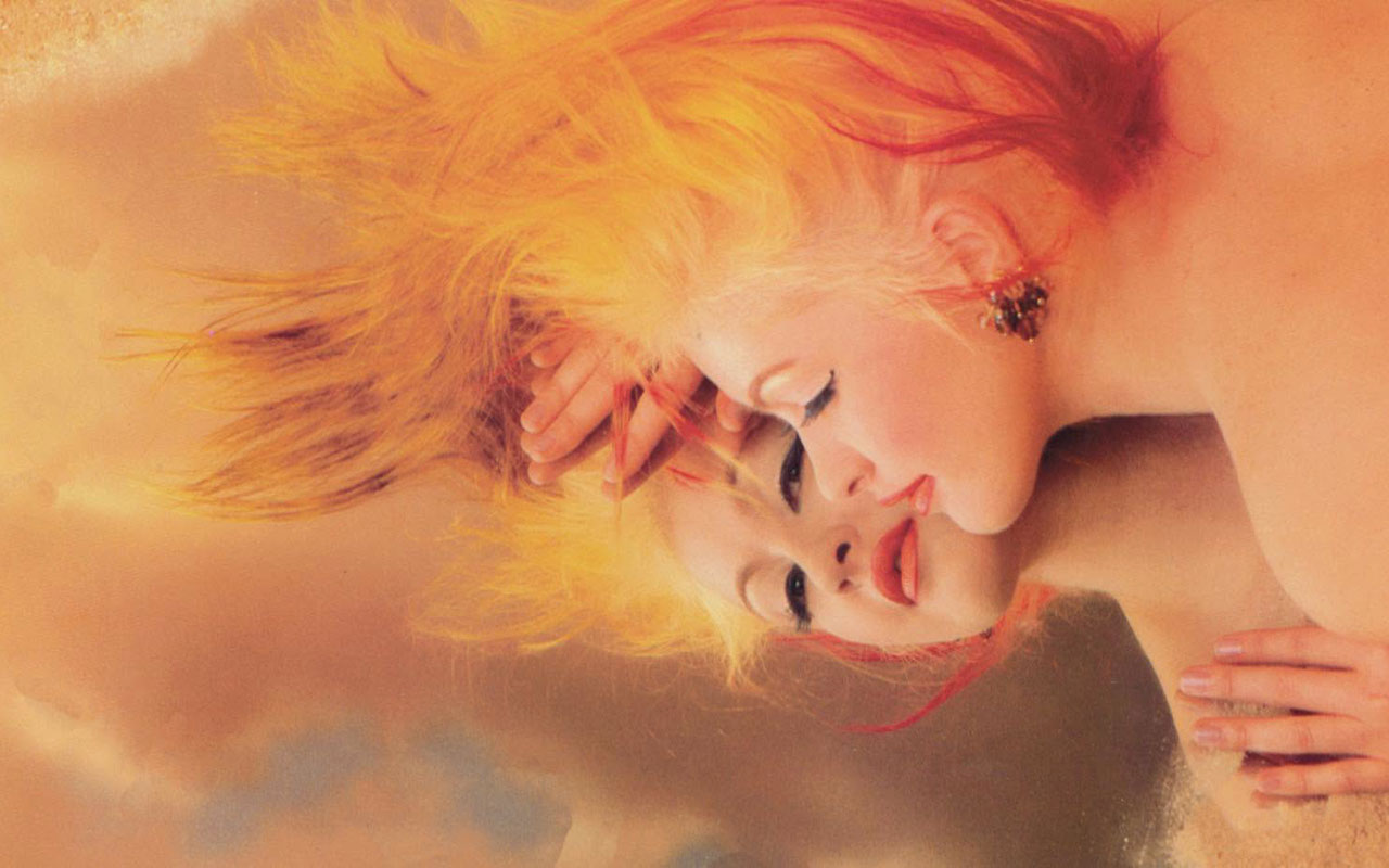 “True Colors” de Cyndi Lauper celebra 40 anos com edição deluxe